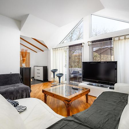 Apartments Suzy Умаг Экстерьер фото