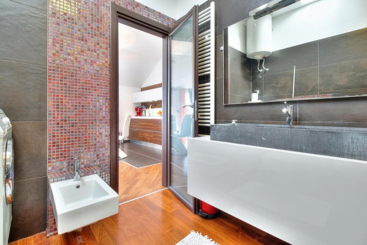 Apartments Suzy Умаг Экстерьер фото