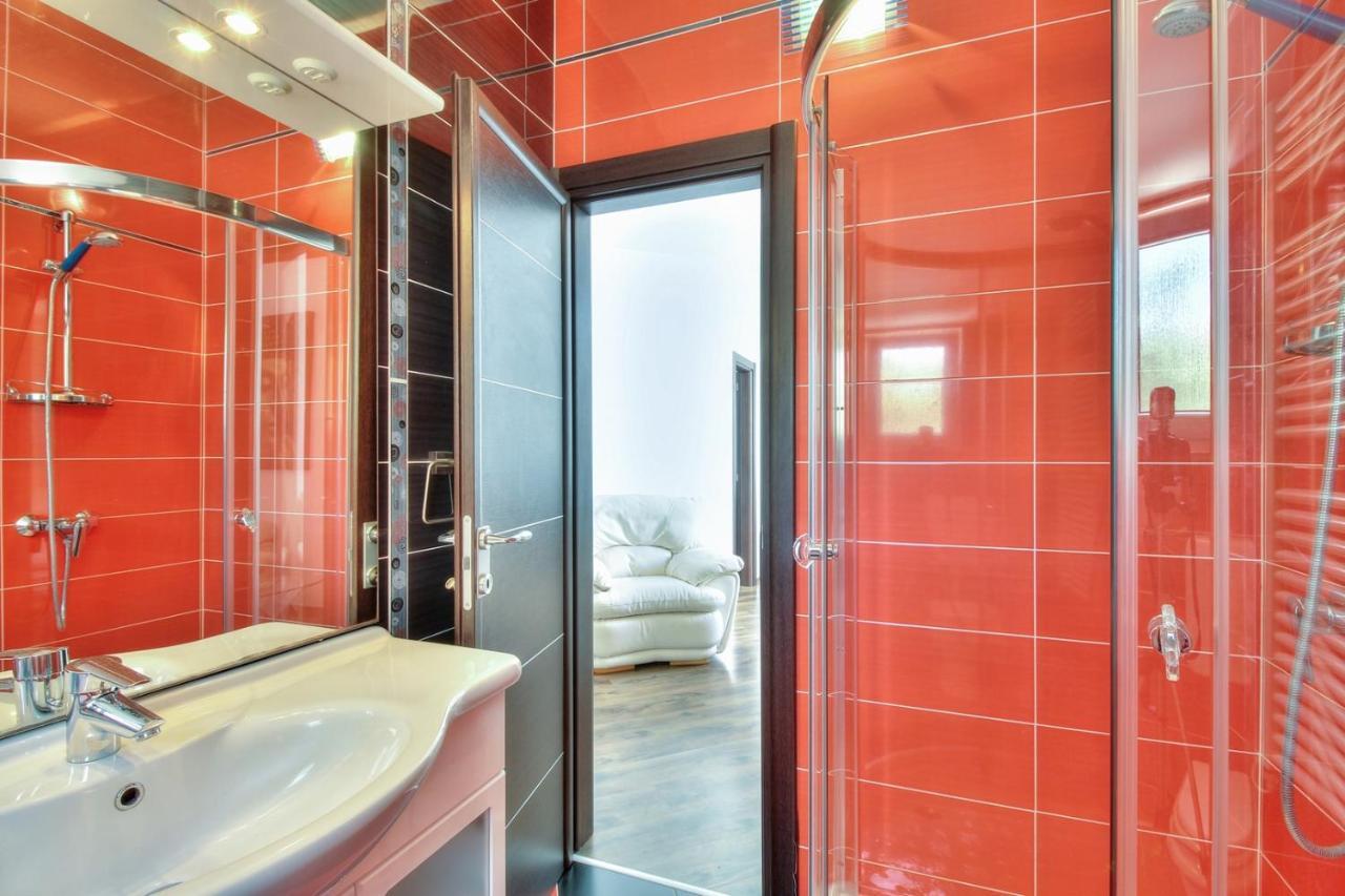 Apartments Suzy Умаг Экстерьер фото